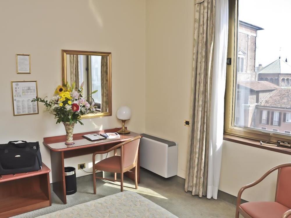 Hotel Lloyd Μιλάνο Εξωτερικό φωτογραφία
