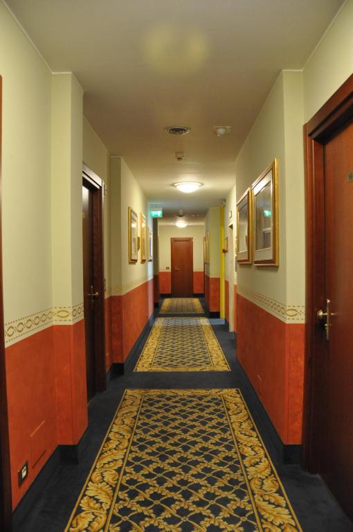 Hotel Lloyd Μιλάνο Εξωτερικό φωτογραφία