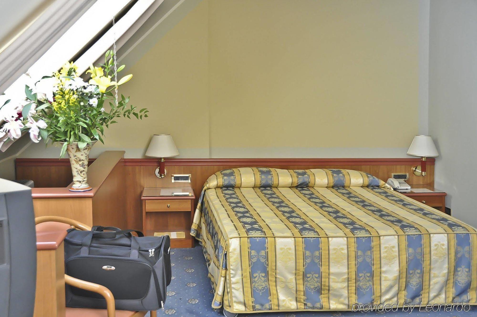 Hotel Lloyd Μιλάνο Εξωτερικό φωτογραφία