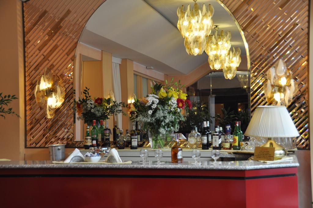 Hotel Lloyd Μιλάνο Εξωτερικό φωτογραφία