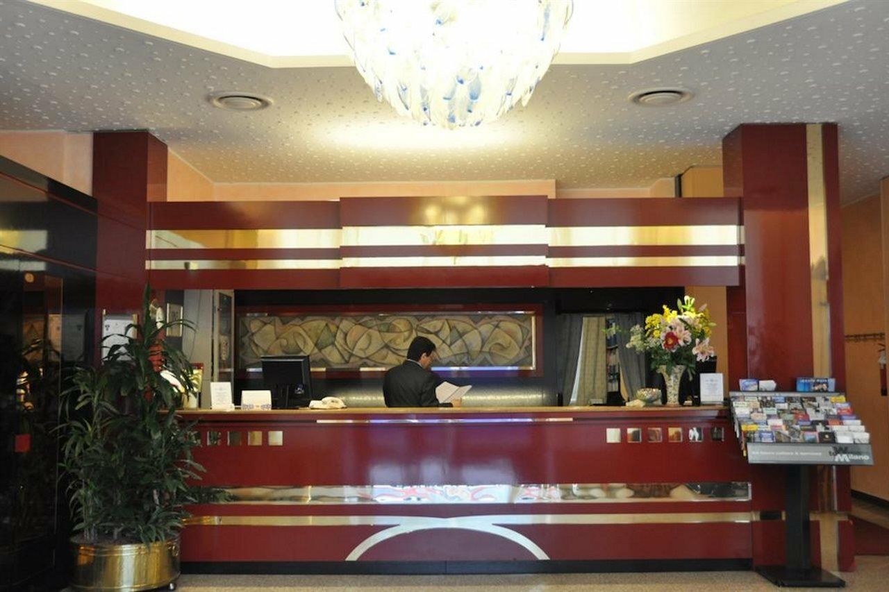 Hotel Lloyd Μιλάνο Εξωτερικό φωτογραφία